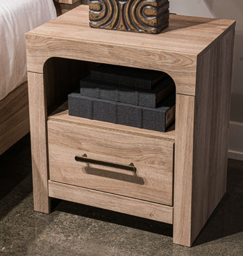 Kinlanni Nightstand - Bill's Discount Center (Bradenton, FL)