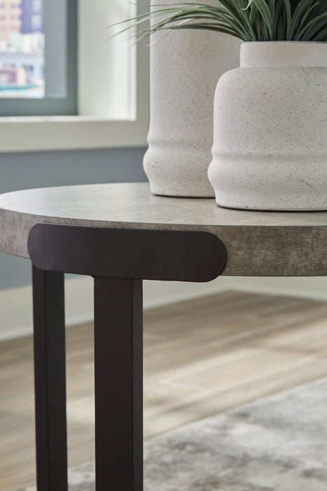 Darthurst Table (Set of 3) - Bill's Discount Center (Bradenton, FL)